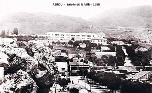 AZROU - ENTREE DE LA VILLE - 1950